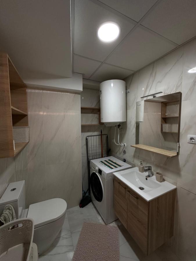 Dow Apartments - Luxury 13Th Floor, Parking Skopie Exterior foto